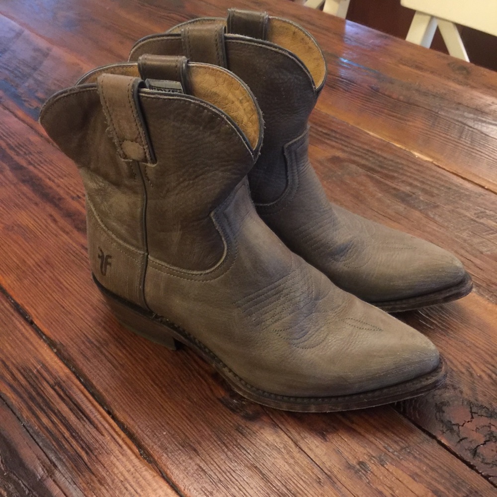 Frye Billy Short Pull On Boot